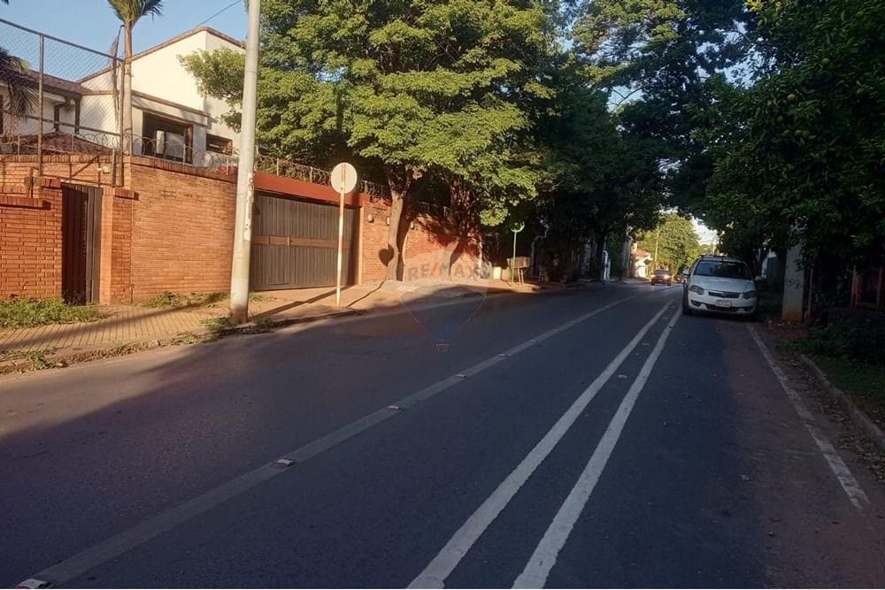 Terreno Residencial Único en Asunción
