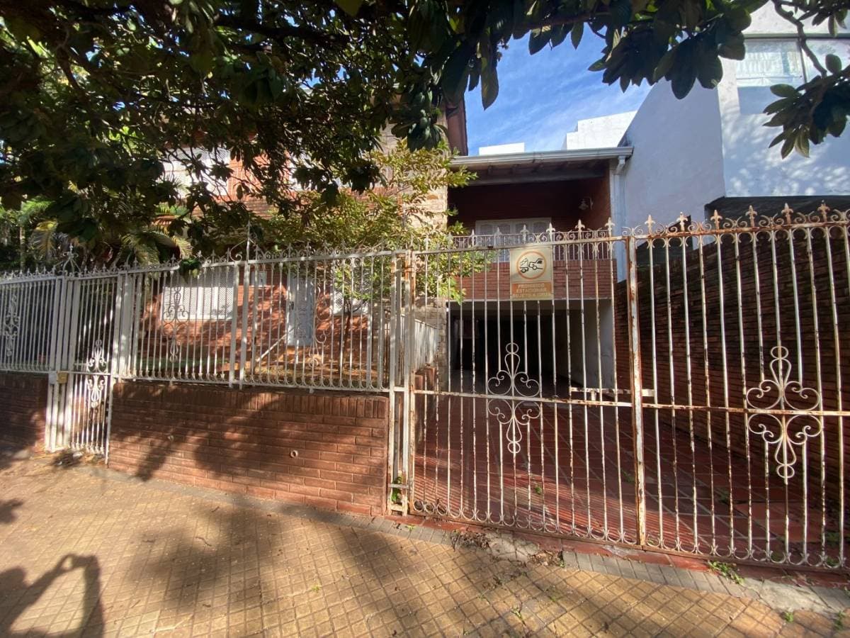Vendo Terreno Con Casa A Demoler