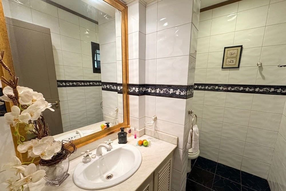 Residencia De Categoría En Las Lomas Carmelitas – Asunción, foto 5