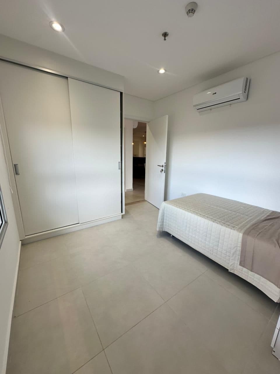 En Alquiler | Departamento Amoblado A Estrenar – Molas López — foto 5