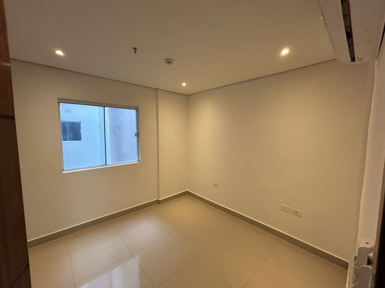 Departamento de 2 dorm zona molas lopez en alquiler, foto 4