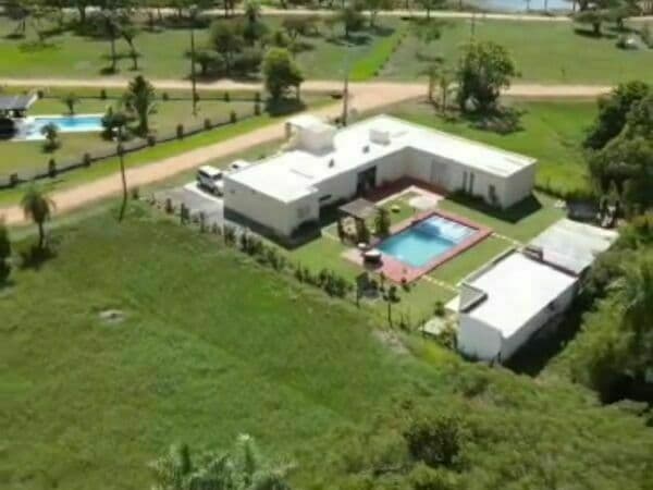 Hermosa casa en barrio cerrado miralago de ypacarai, foto 2