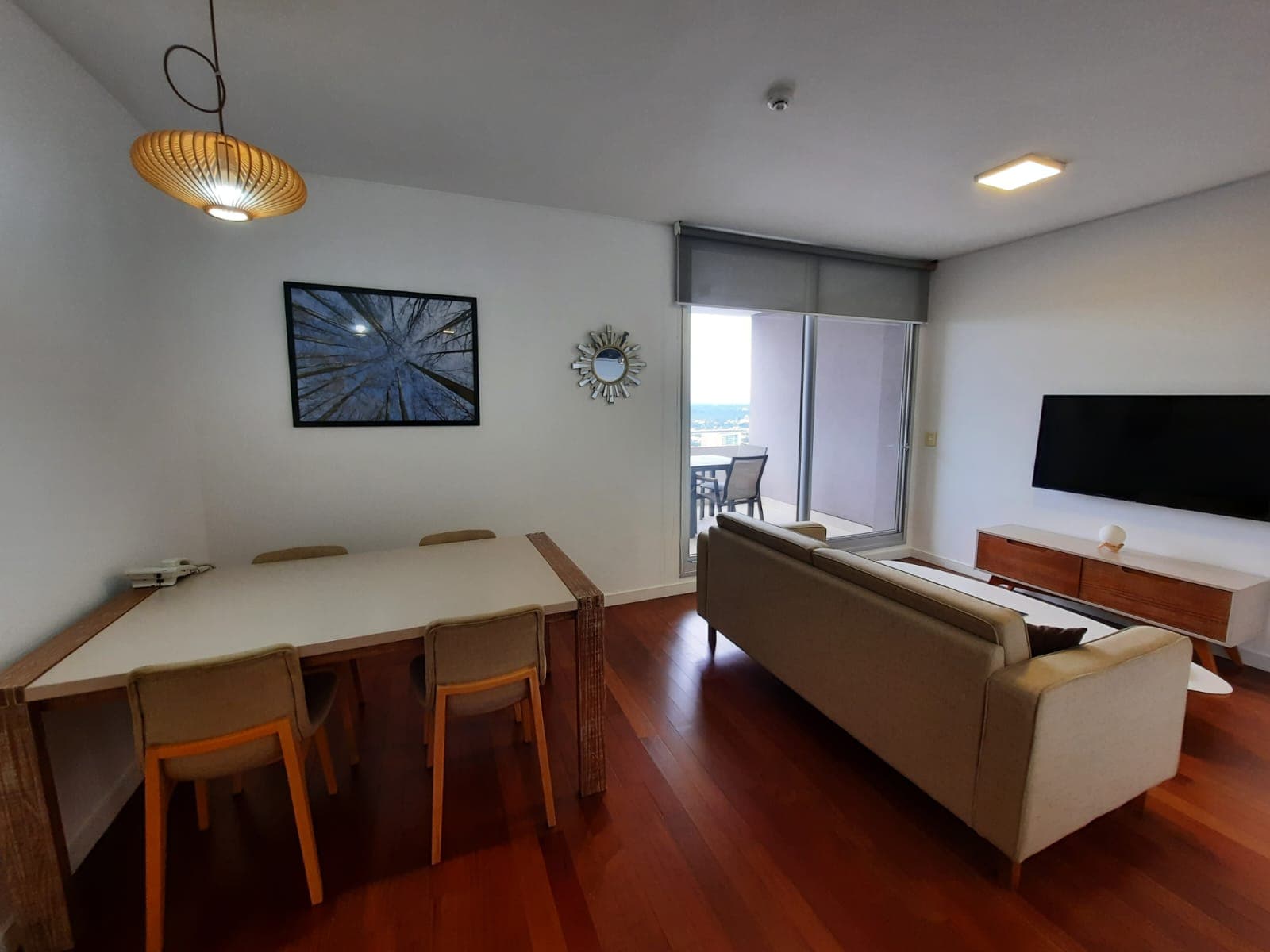 Departamento de 2 habitaciones Amoblada en zona Paseo La Galería, foto 2