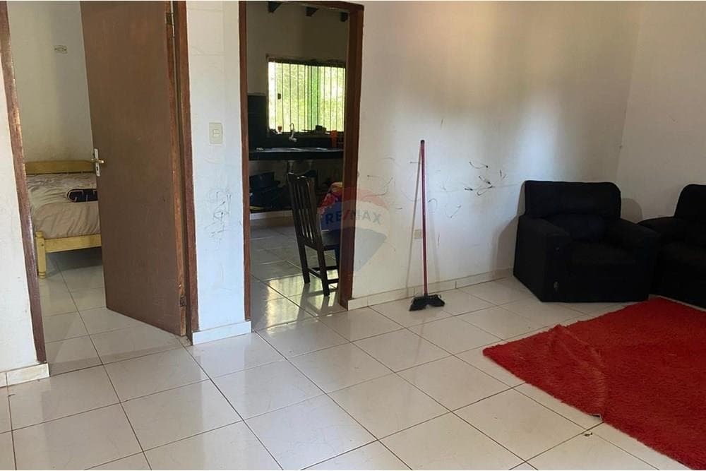 Casa Ñemby muy buena ubicacion — foto 2