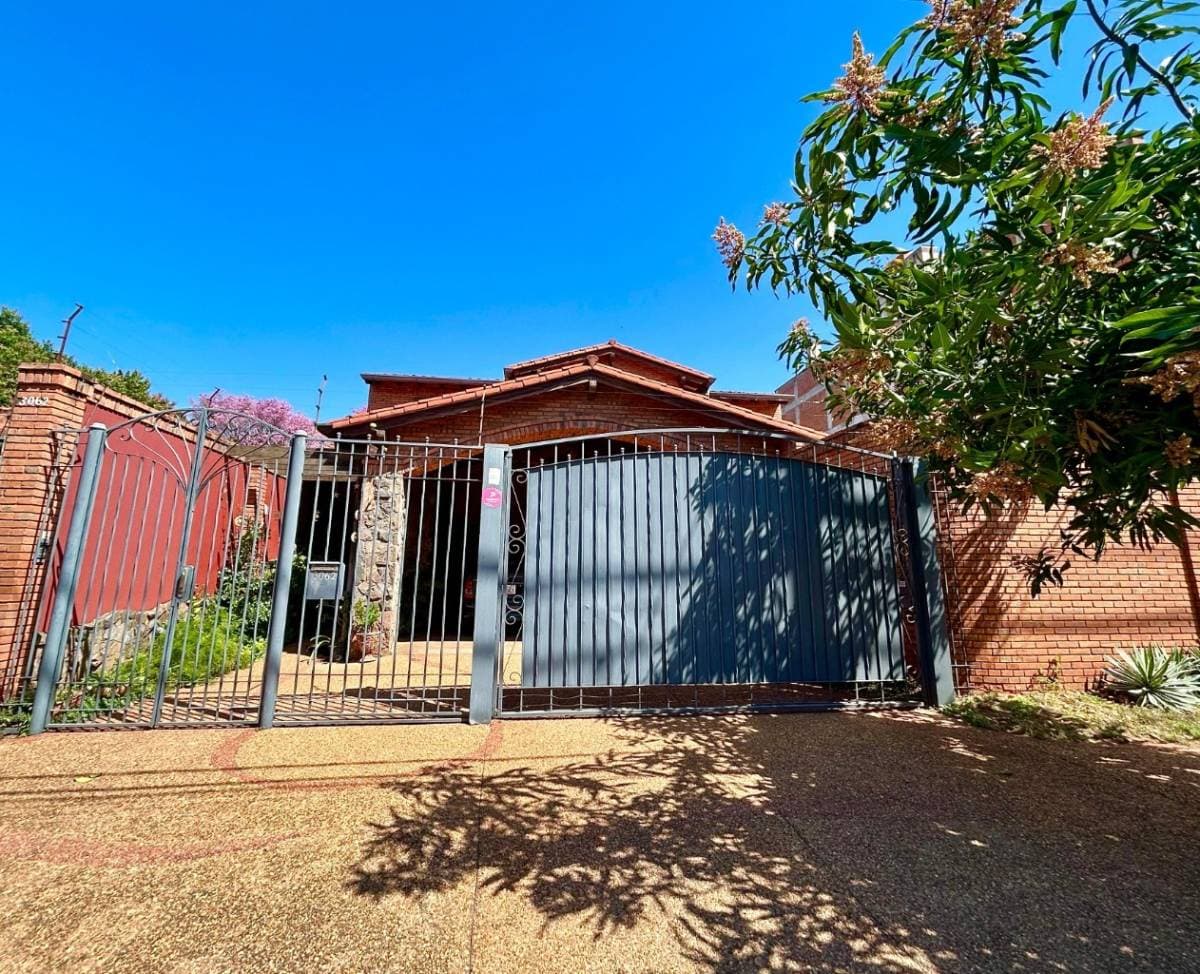 Casa en alquiler – Barrio Herrera — foto 5