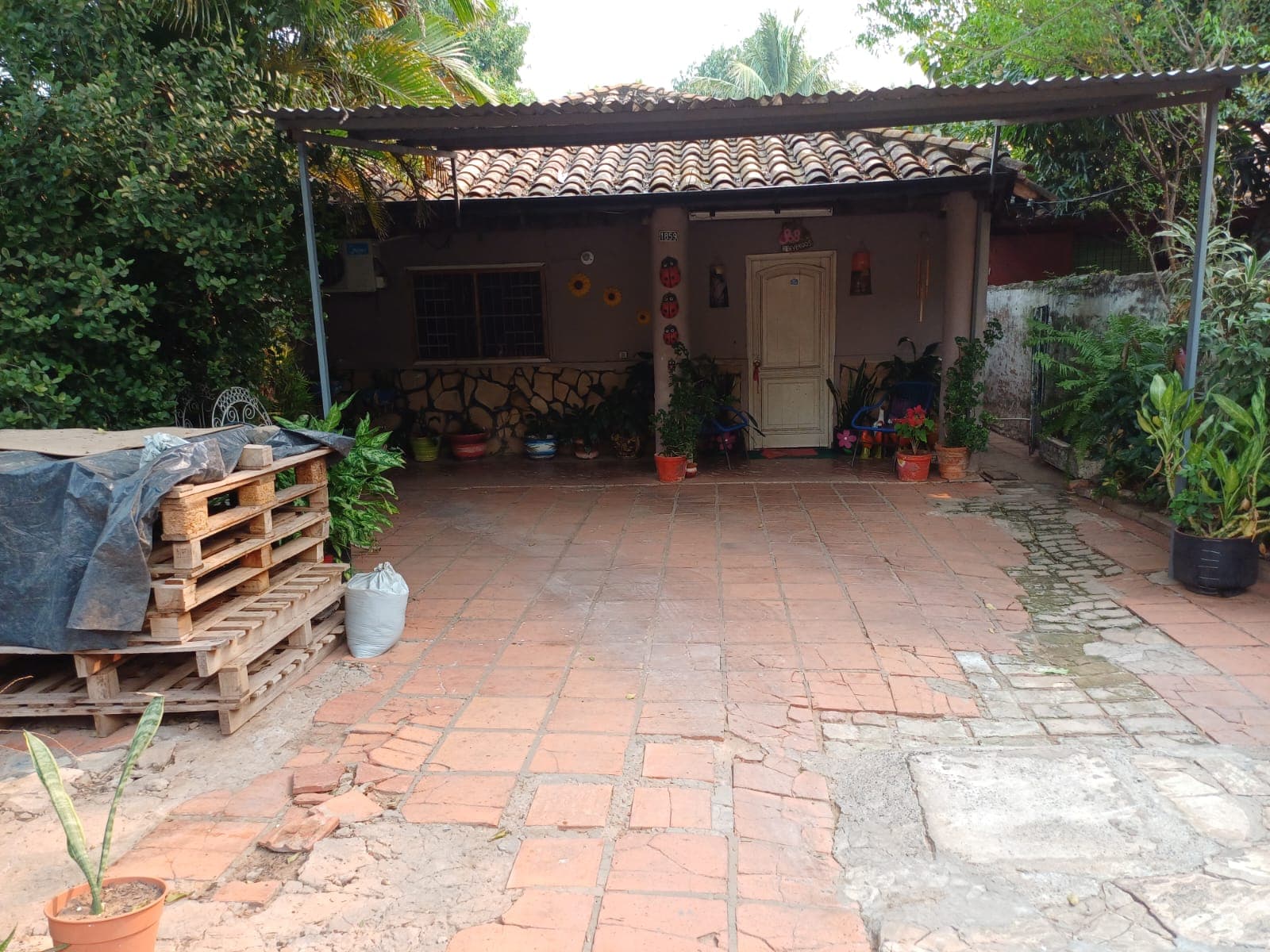 En Venta - Terreno con Casa en Barrio Jara, foto 3