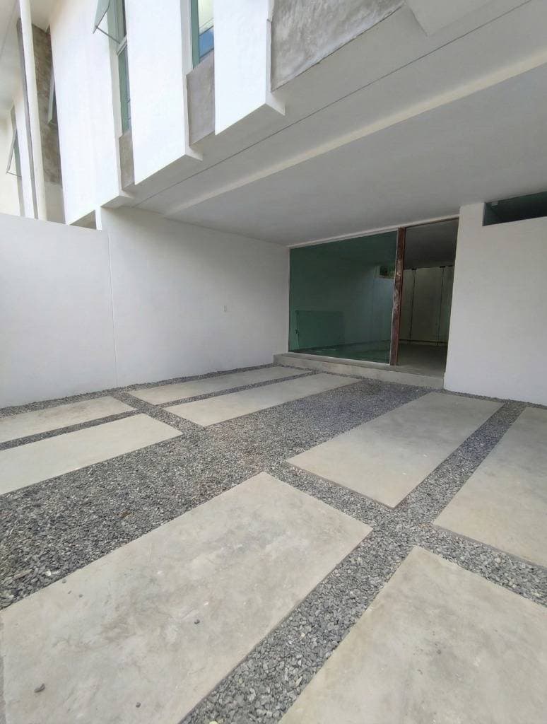 duplex a estrenar de 3 dormitorios en Fernando de la Mora zona norte, foto 5