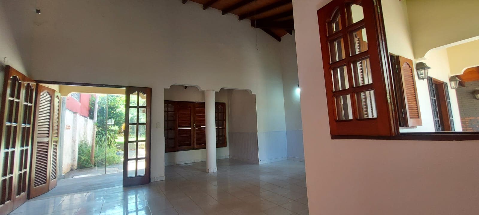 Alquilado!!! Amplia y fresca casa - bo. Mburucuya, foto 4