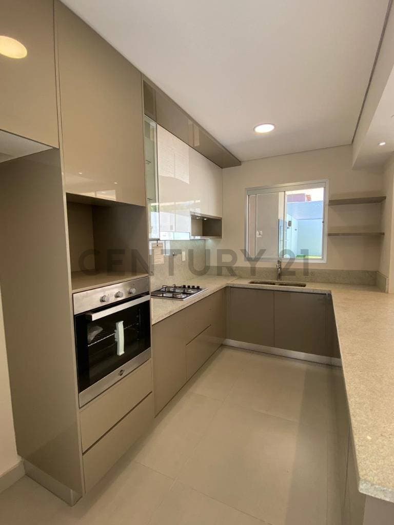 de duplex en Luque, Central — foto 3