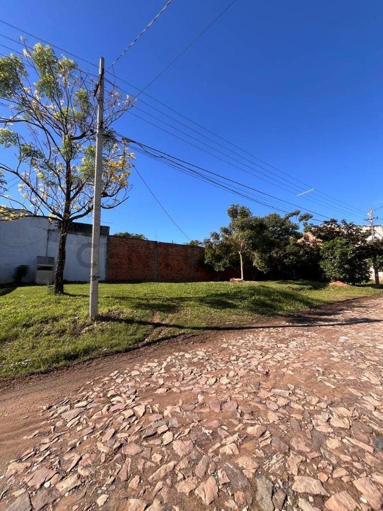 Terreno en exclelente ubicación para edificio o deposito