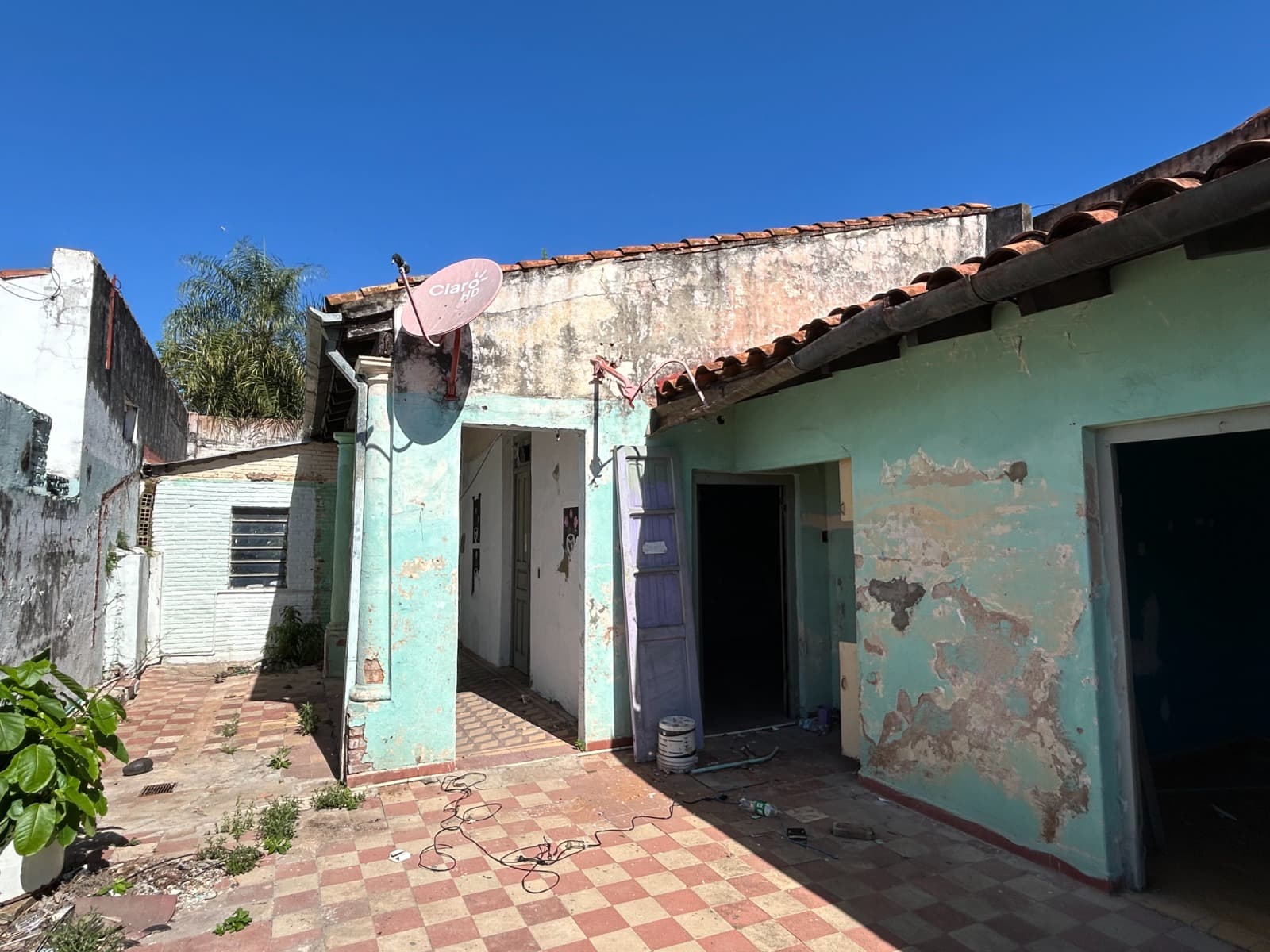 Terreno Céntrico, Con Casa A Demoler O Reaprovechar, foto 4