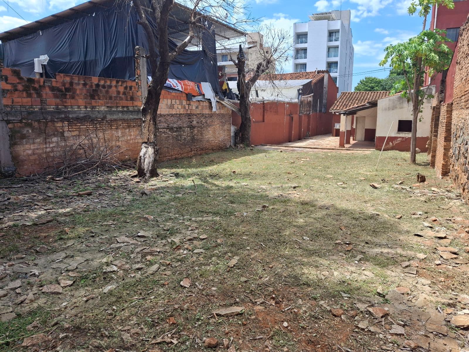 Terreno Con Casa A Refaccionar O Demoler — foto 5