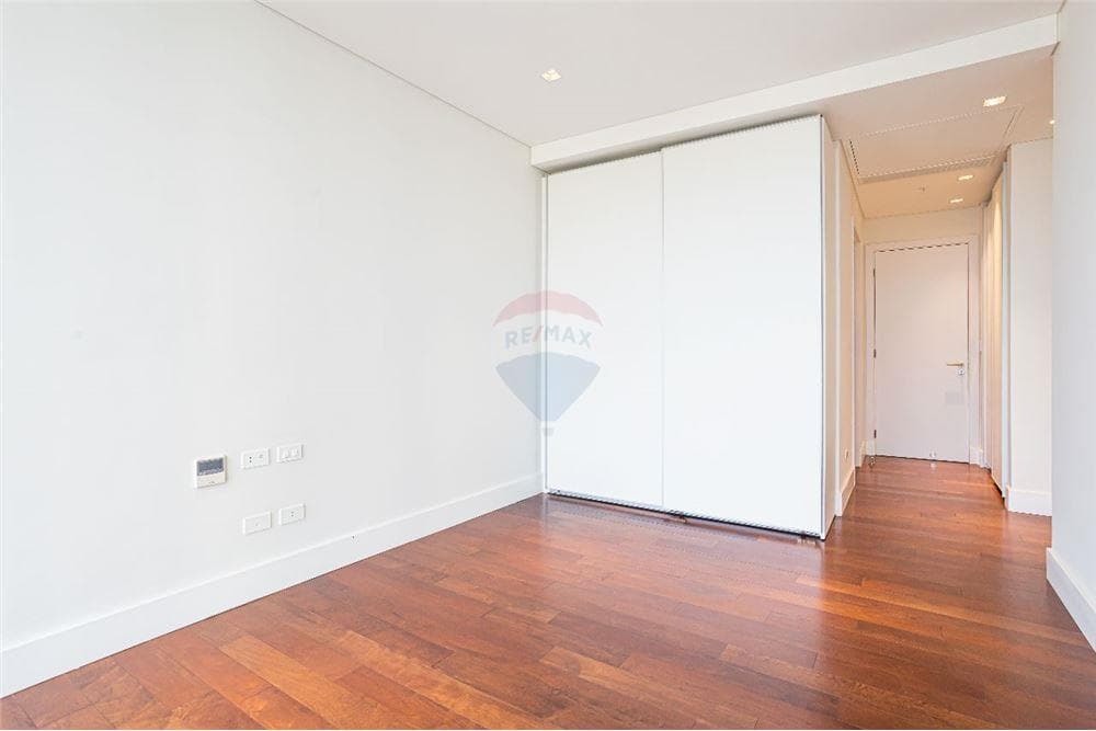 En Venta Semipiso En El Jade Park De 3 Hab, foto 3