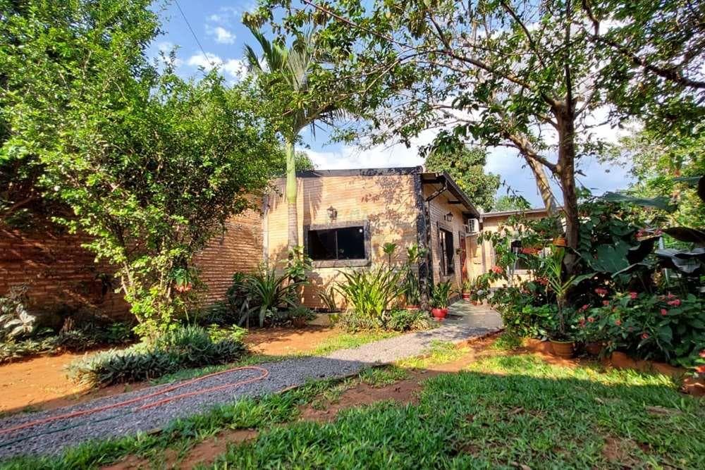 Casa en Capiata con Salon Comercial, foto 4