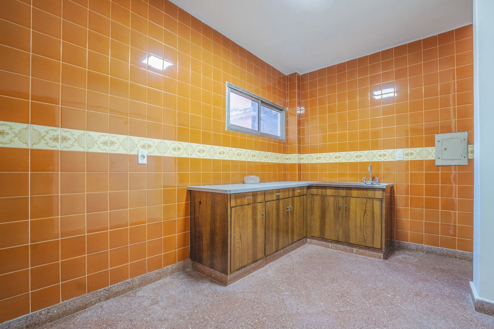 En venta departamento frente al colegio inter, foto 5