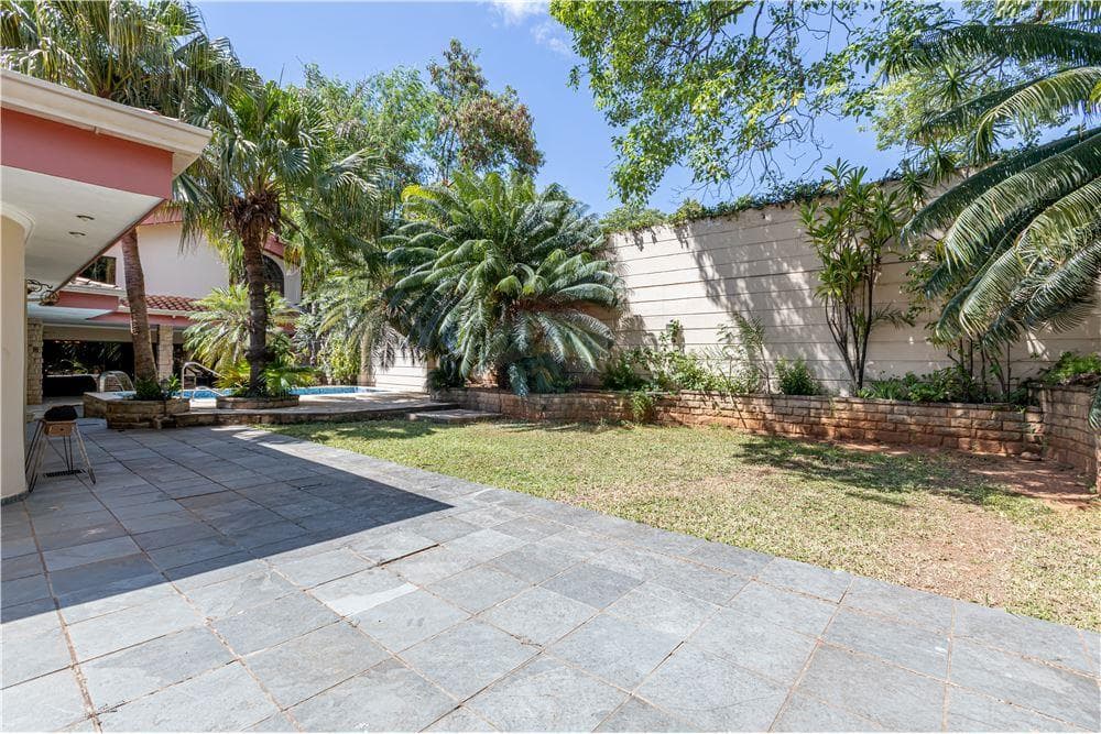 En venta residencia en Los Laureles, foto 3