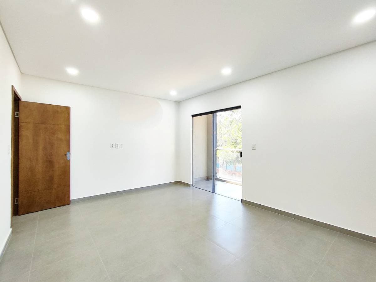 Duplex en Luque zona municipalidad, foto 3