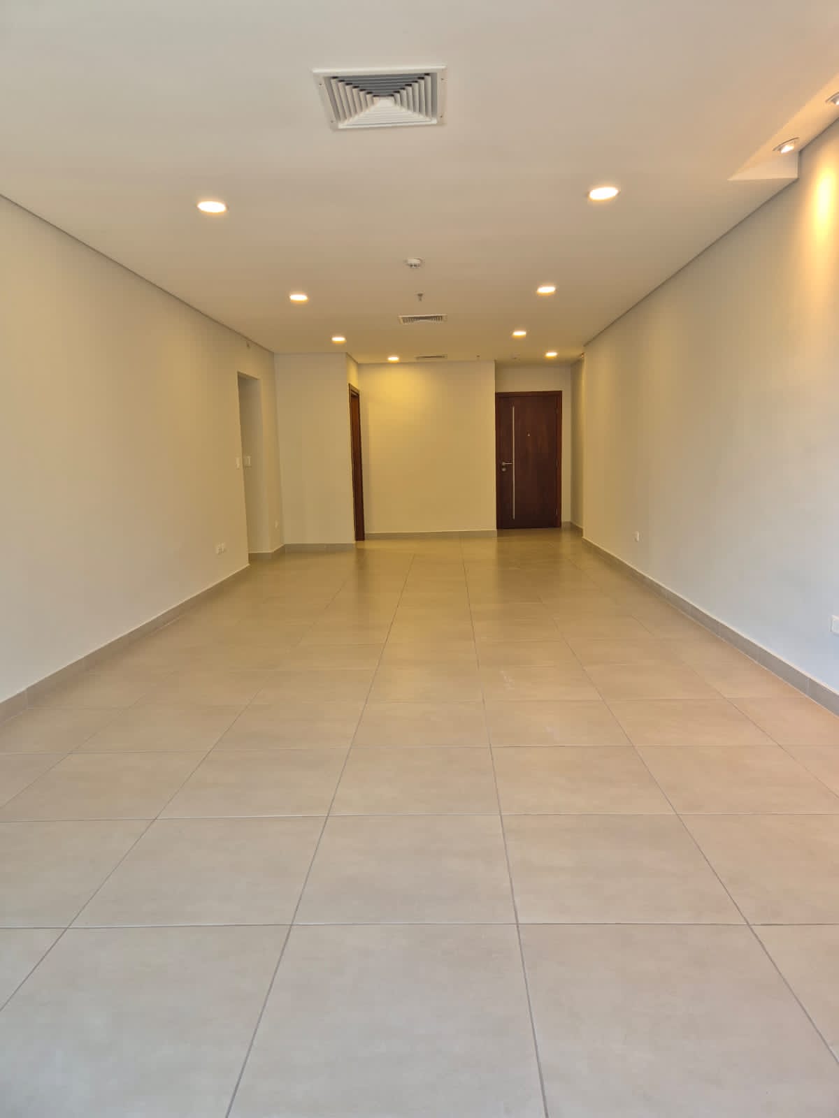 Hermoso Y Amplio Departamento De Tres Habitaciones — foto 2