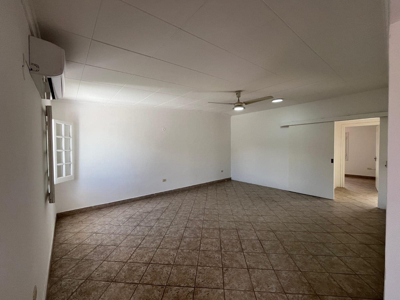 Venta/ alquiler de casa en barrio vista alegre, foto 3