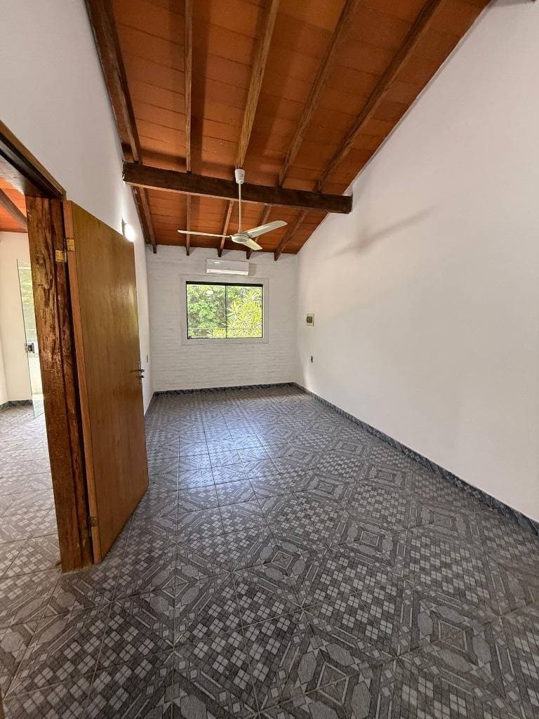 Casa en venta en barrio las golondrinas loma pyta, foto 3