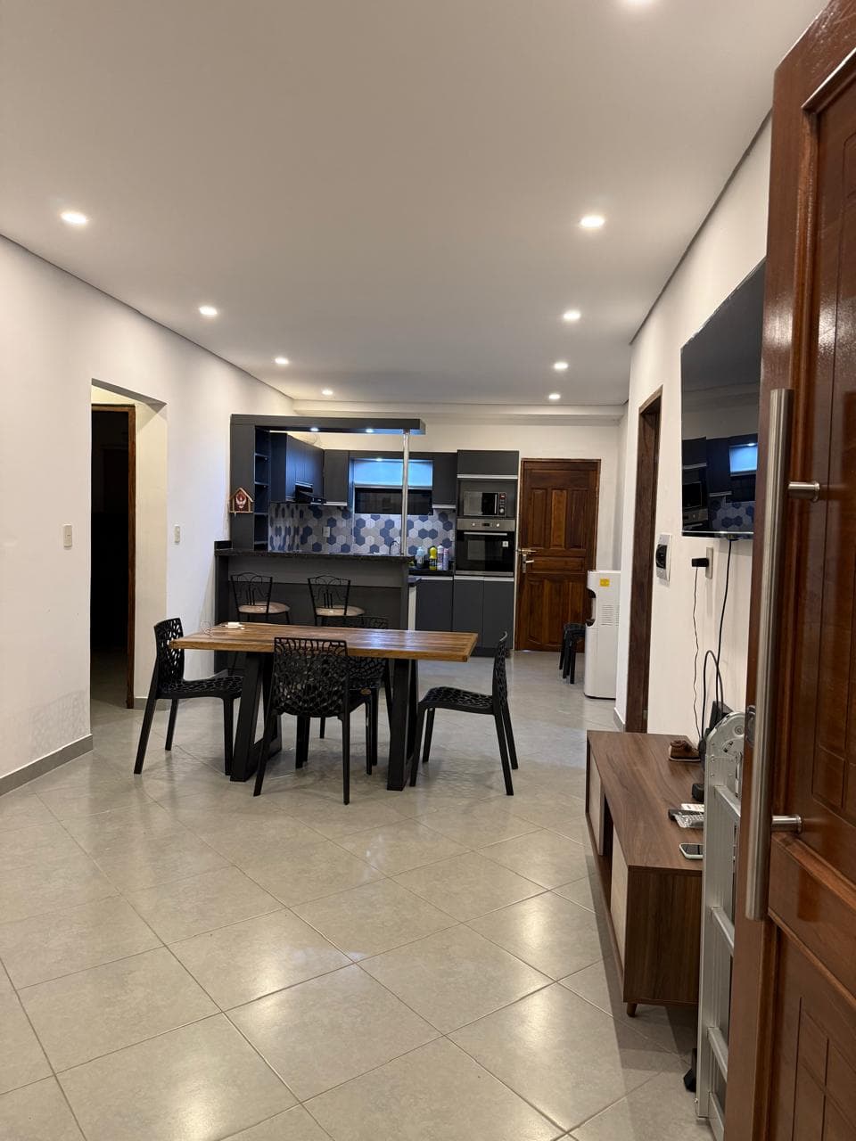 Casa Amoblada En Fernando de la Mora Zona Norte, foto 5