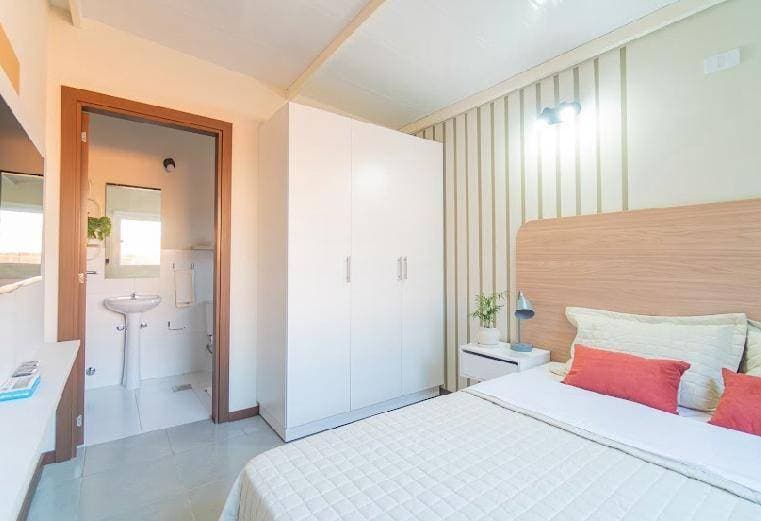 En venta casas de tres dormitorios en barrio cerrado arasy III, aregua, foto 3