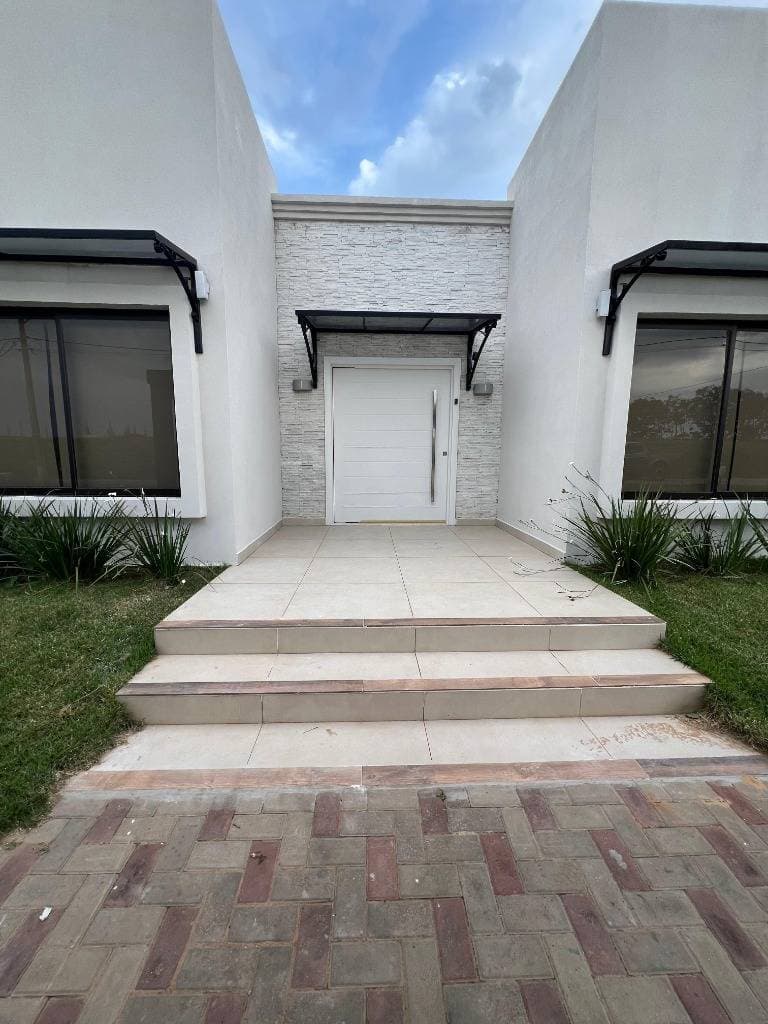 Residencia En Surubi’I Totalmente Amoblada — foto 2