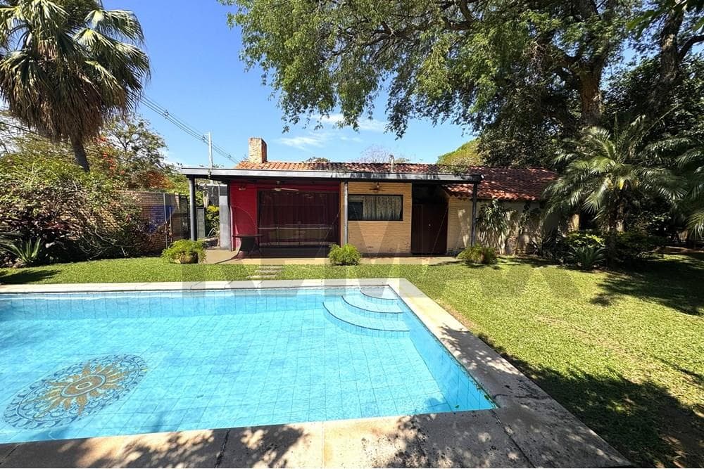 Casa de Verano - Alquiler - San Bernardino, Paraguay, foto 2