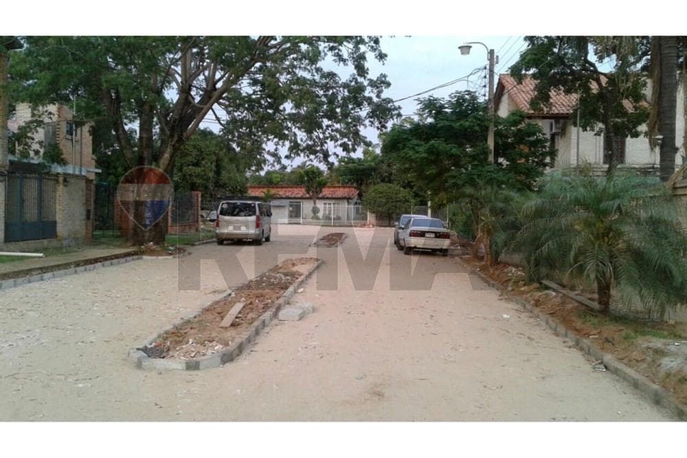 Amplio terreno en Luque barrio america 4.070 m2, foto 3