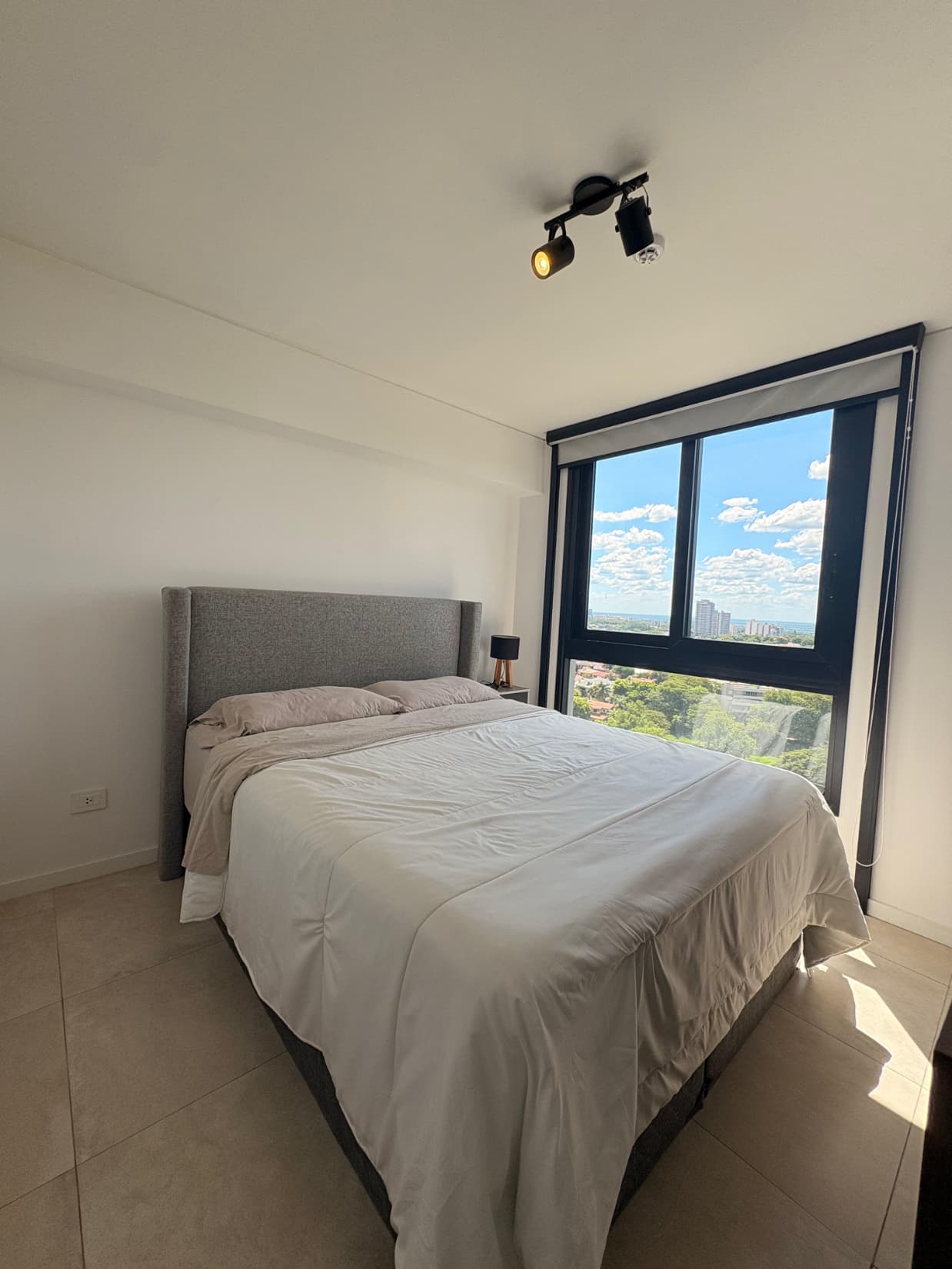 Qavda. Santísima Trinidad, en alquiler depto de 1 dormitorio amoblado, foto 5