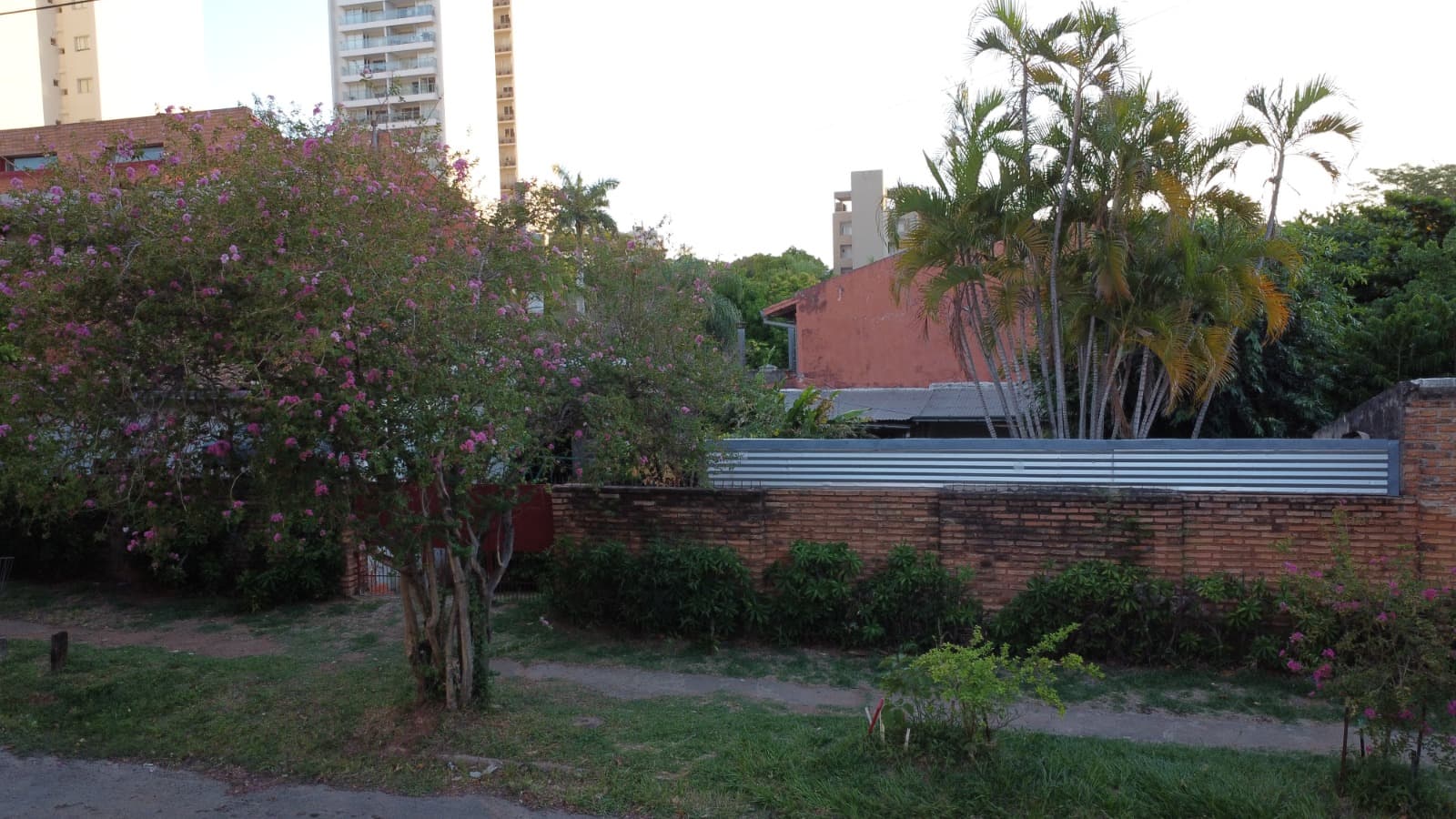 Se remata terreno en Bo Mburucuya, foto 3
