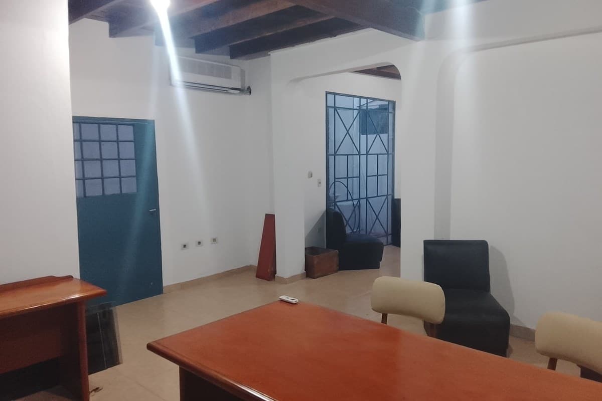 Oficina-Alquiler-O'leary c/ Manduvira, La Encarnación, Asunción, foto 3