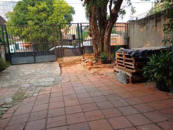 Vendo casa en barrio Jara