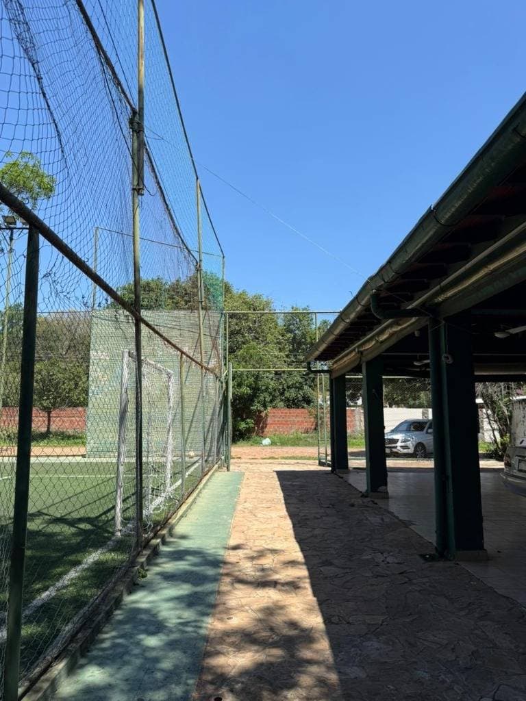 Complejo Deportivo en San Lorenzo, Laguna Grande, foto 4