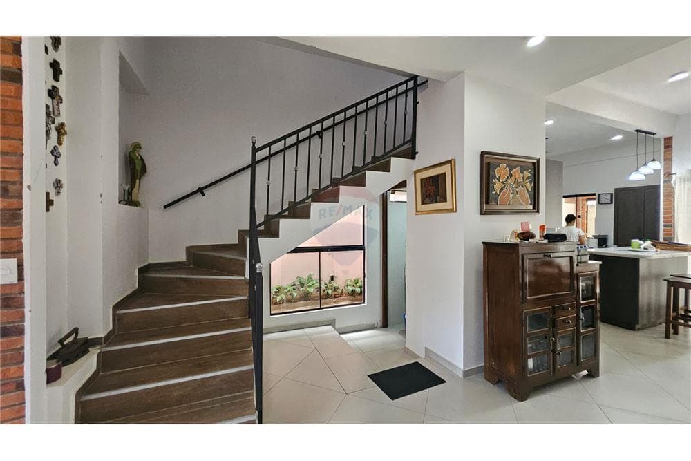 Alquilo hermoso duplex en San Lorenzo- villa amelia