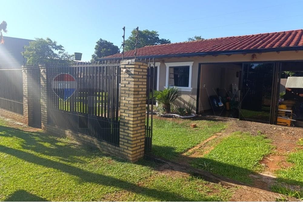 Casa amoblada en km 8 acaray barrio san juan, foto 2