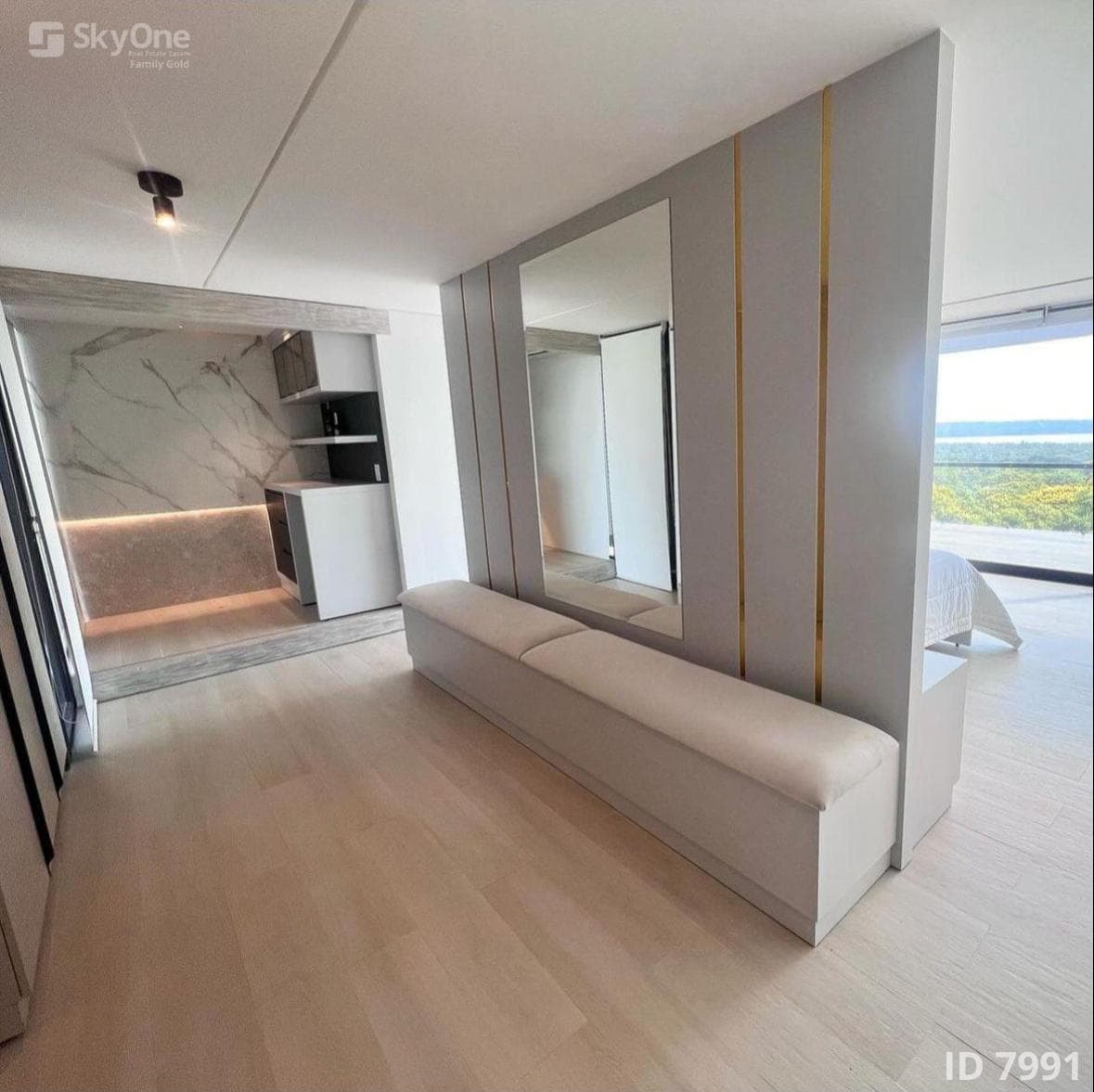 Hermosa casa de 3 niveles en San Bernardino, foto 5