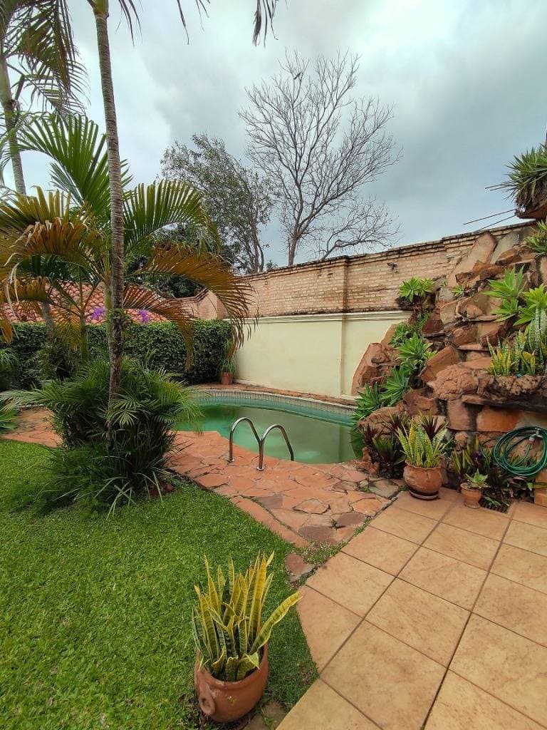 casa de 3 habitaciones en el barrio Villa Aurelia de Asunción, foto 3