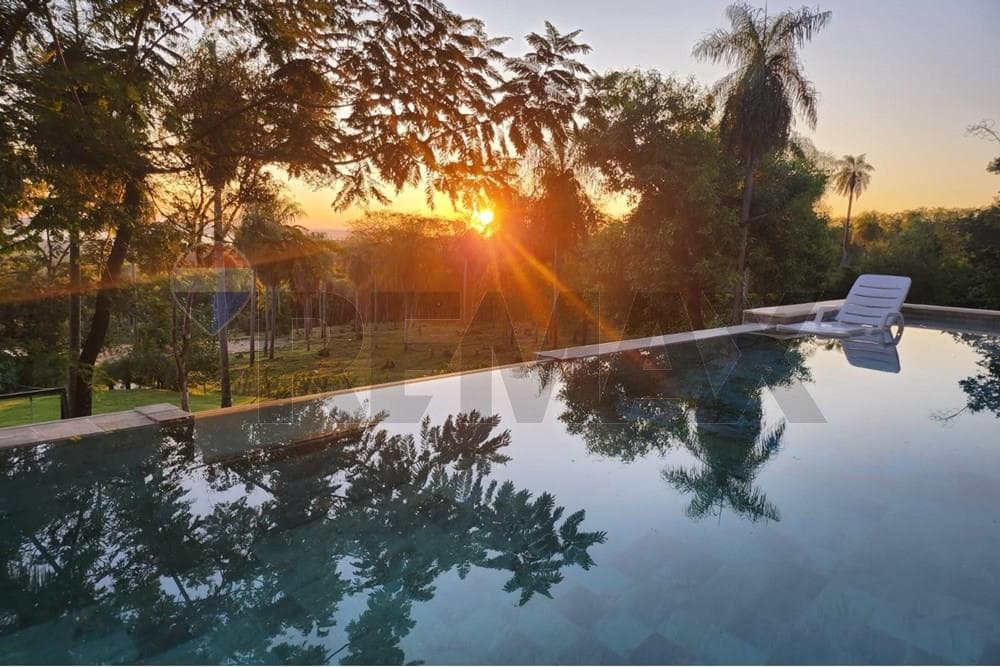 Vendo Exclusiva Residencia con Vista al Lago, San Bernardino