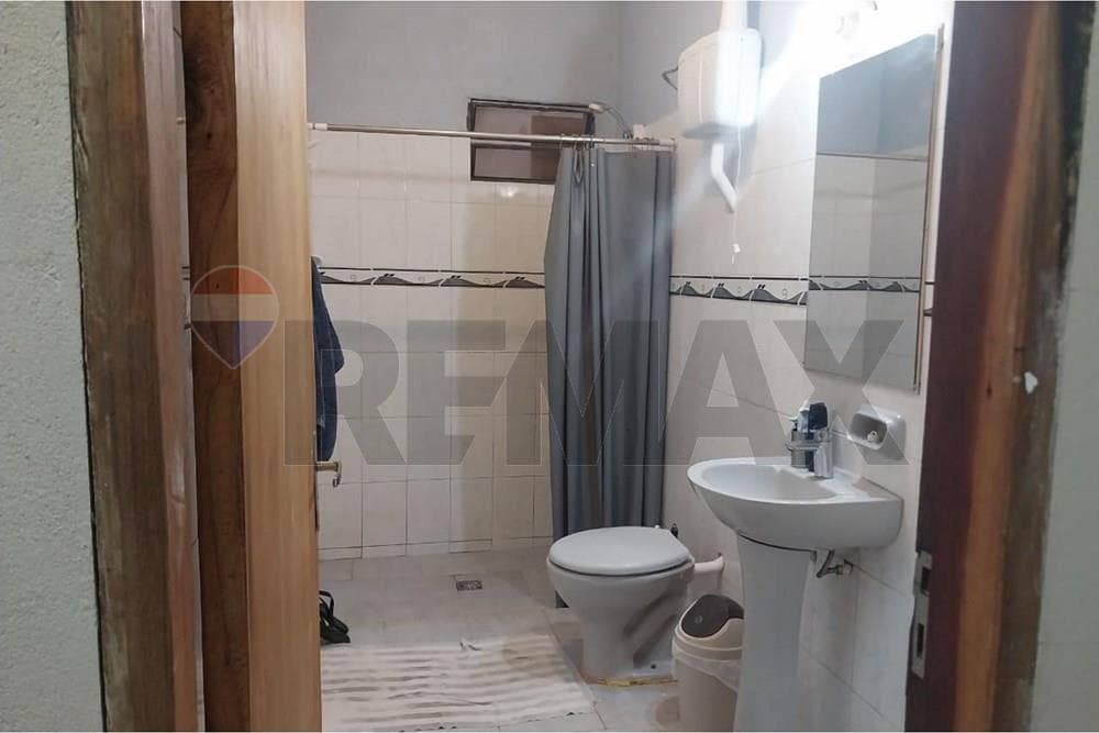 Casa en barrio mbokajaty de Villa Elisa — foto 5