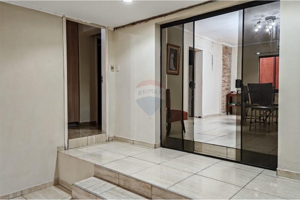 Casa - Alquiler - Paraguay Asunción Obrero — foto 4