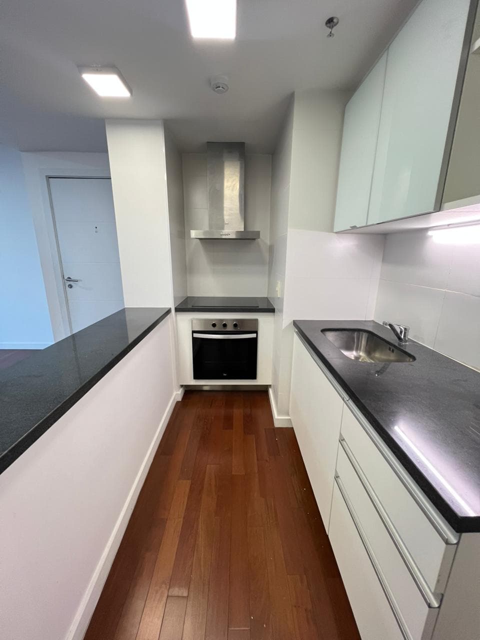 Departamento de 2 dormitorios sobre santa teresa — foto 3
