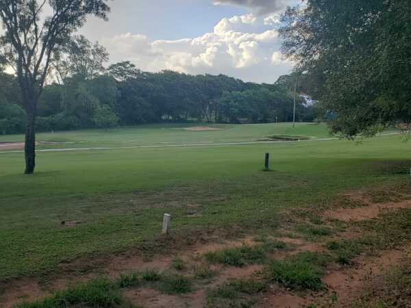 De terreno – lindante al campo de golf del yacht y golf club, foto 1