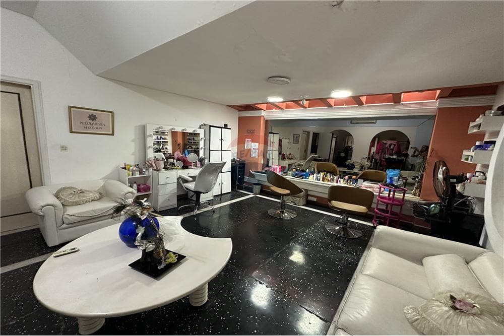 Local Comercial - Alquiler - Recoleta, Paraguay, foto 3