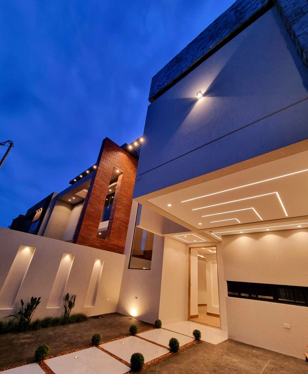 Vendo hermoso duplex barrio san miguel zona laguna grande