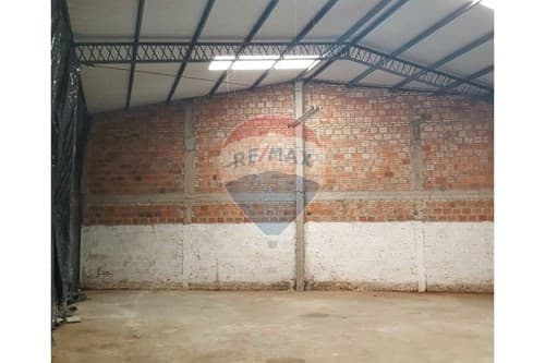 Depósito-Venta-PY Central Villa Elisa Centro Américo Picco y Otto Car, foto 5