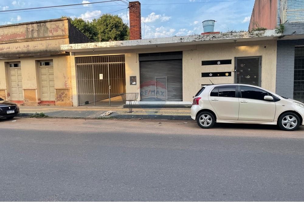 Local Comercial - Alquiler - Luque, Paraguay