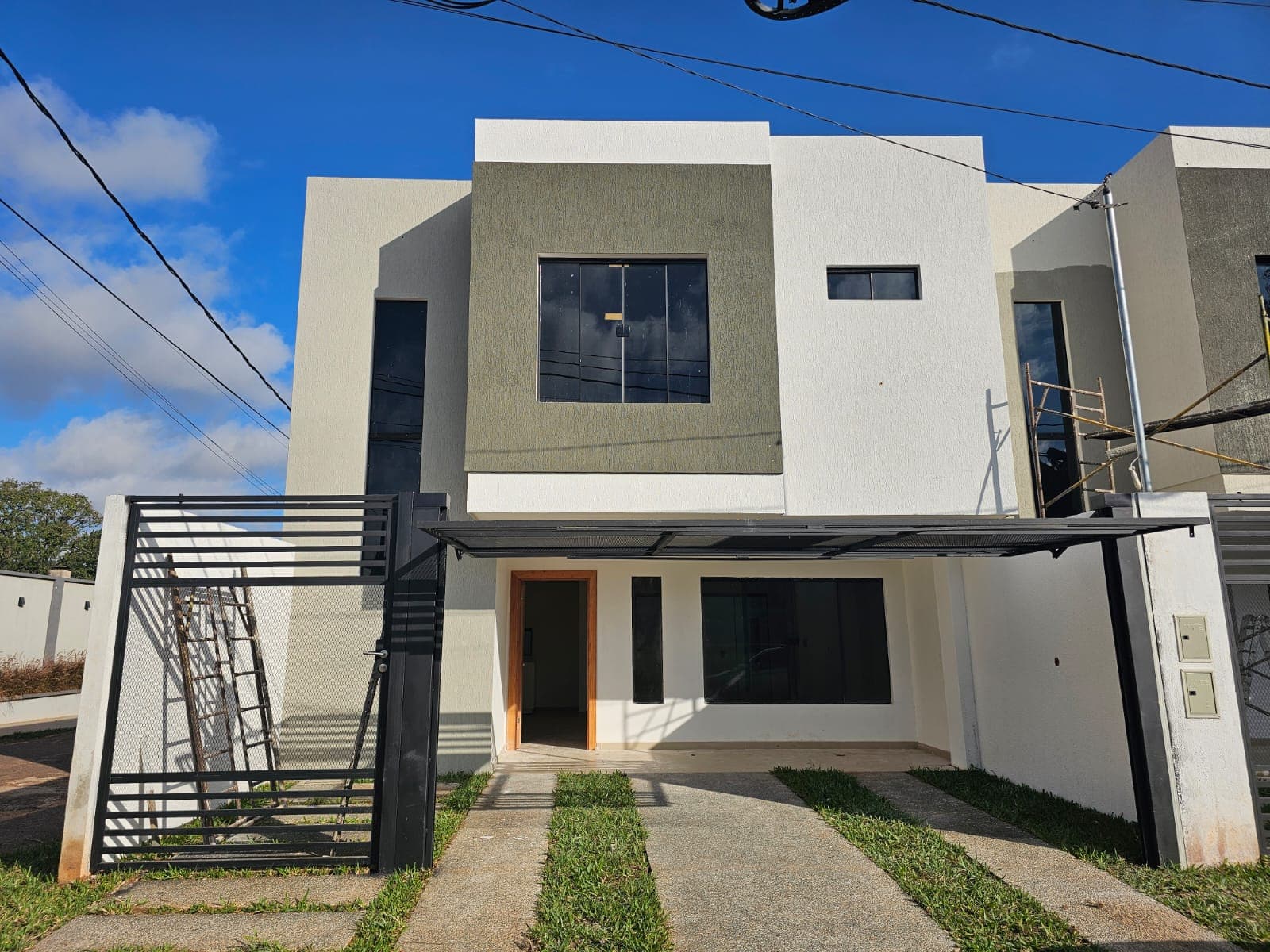 Duplex Frente A La Plaza Alto Pinar, Luque — foto 3