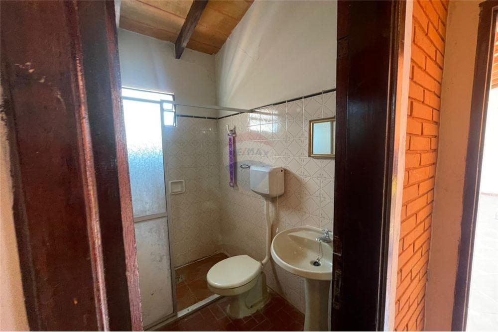 Amplia casa asuncion barrio san vicente — foto 4