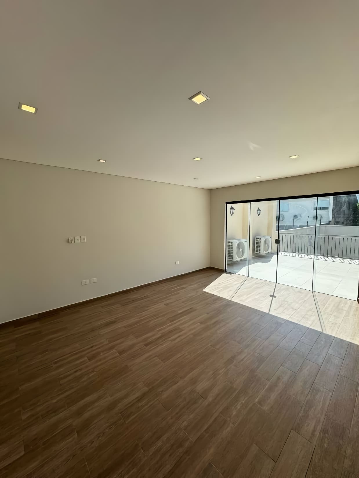 Casa de 3 dormitorios en suite a estrenar - barrio mburucuya, foto 4